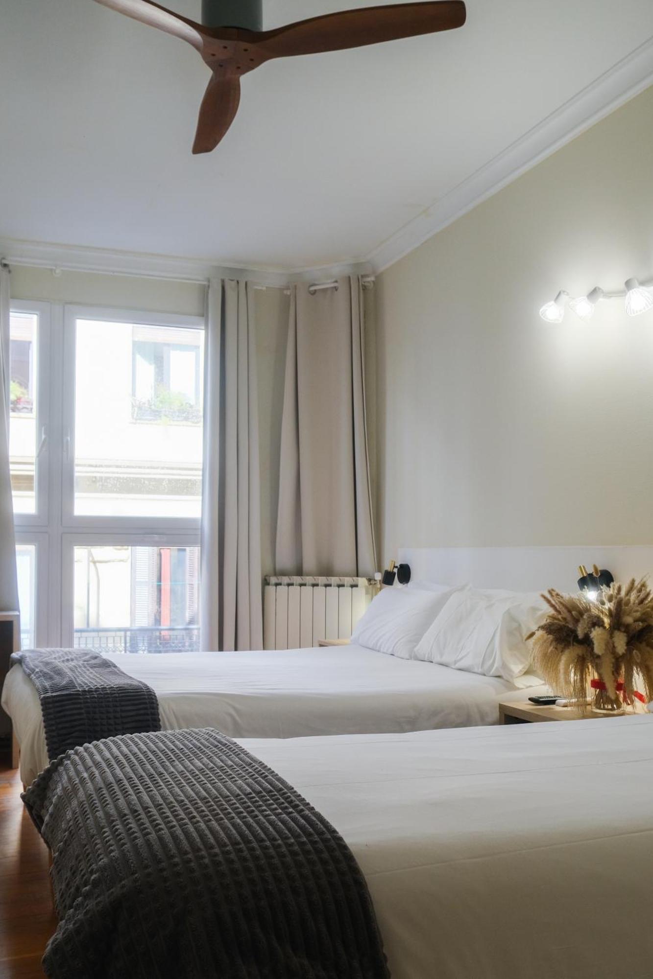 Pension Artea San Sebastian Exterior photo